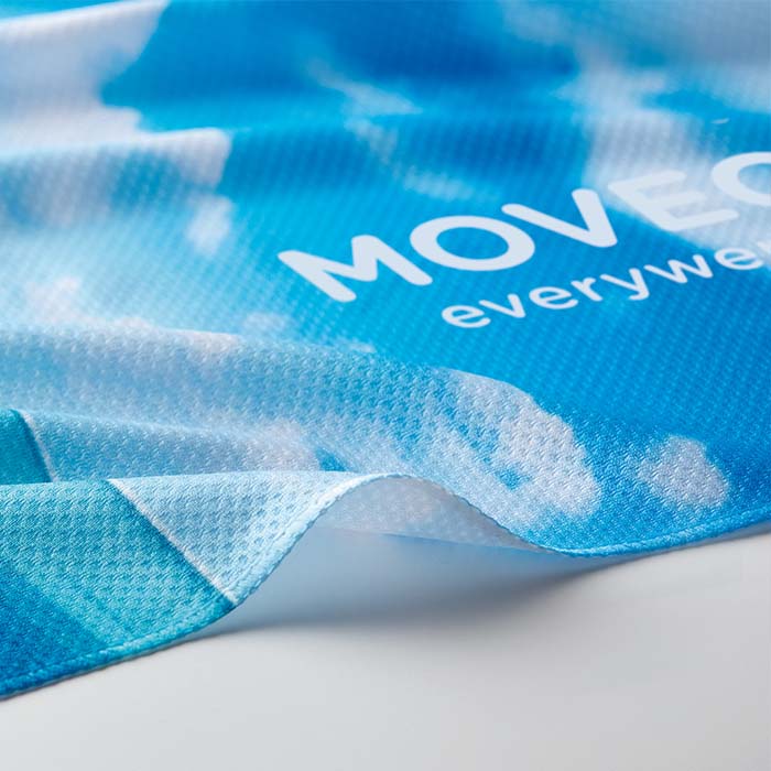 MPCT01 Serviette rafraîchissante 100&nbsp;% polyester (170 g/m²). publicitaire personnalisé - vue 4